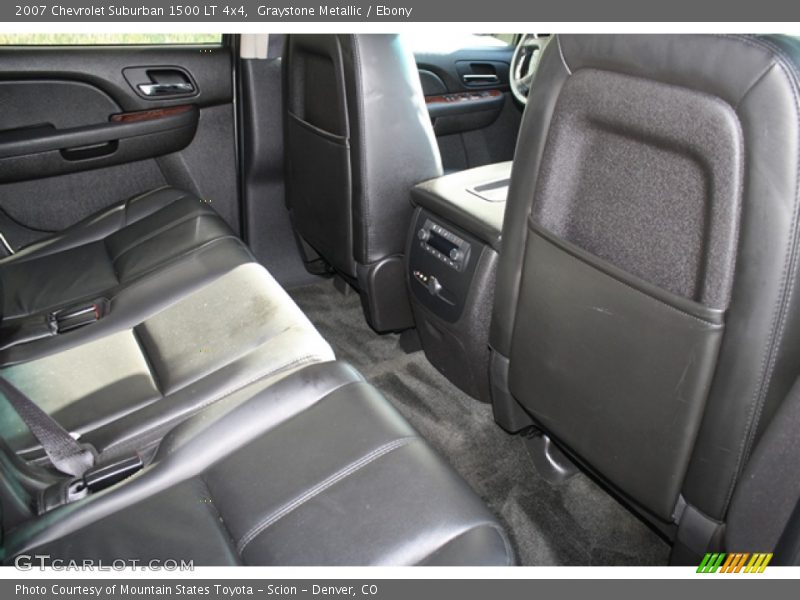 Graystone Metallic / Ebony 2007 Chevrolet Suburban 1500 LT 4x4