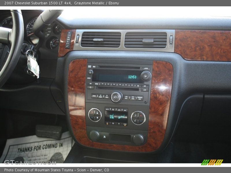 Graystone Metallic / Ebony 2007 Chevrolet Suburban 1500 LT 4x4