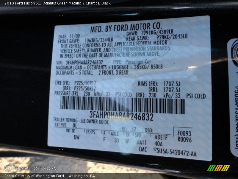 Atlantis Green Metallic / Charcoal Black 2010 Ford Fusion SE