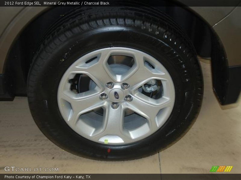  2012 Edge SEL Wheel