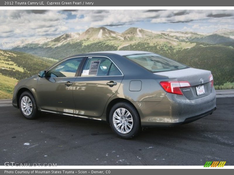 Cypress Green Pearl / Ivory 2012 Toyota Camry LE