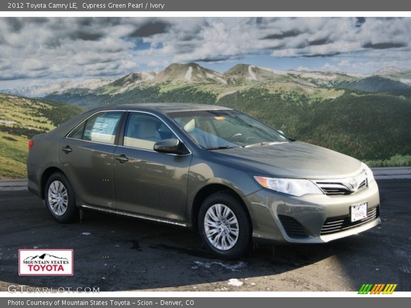 Cypress Green Pearl / Ivory 2012 Toyota Camry LE