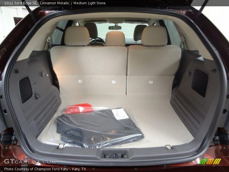  2012 Edge SE Trunk