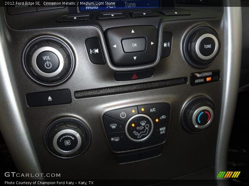 Controls of 2012 Edge SE