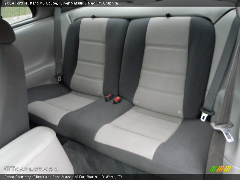 Silver Metallic / Medium Graphite 2004 Ford Mustang V6 Coupe