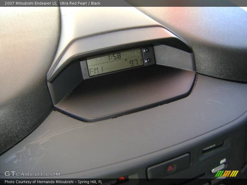 Ultra Red Pearl / Black 2007 Mitsubishi Endeavor LS