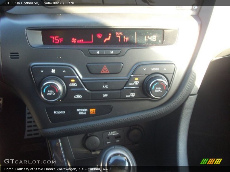 Ebony Black / Black 2012 Kia Optima SX