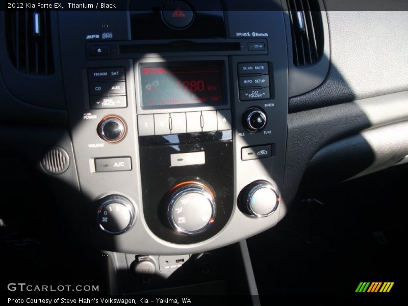 Titanium / Black 2012 Kia Forte EX