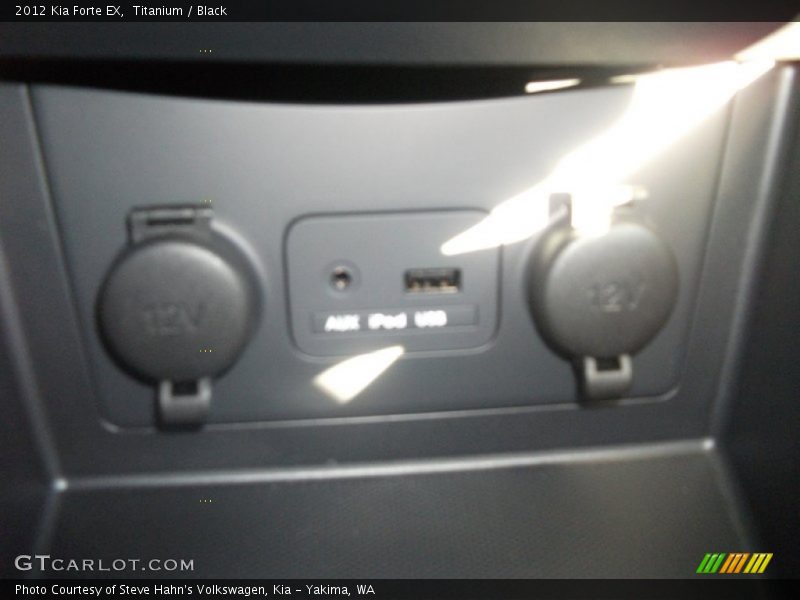 Titanium / Black 2012 Kia Forte EX