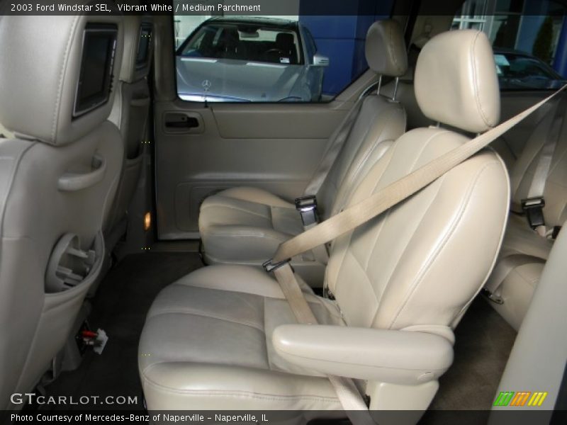 Vibrant White / Medium Parchment 2003 Ford Windstar SEL