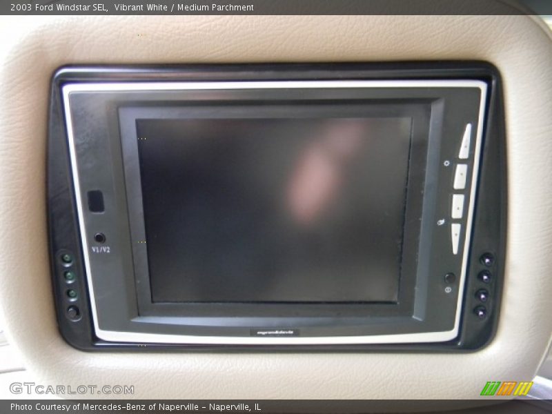Vibrant White / Medium Parchment 2003 Ford Windstar SEL