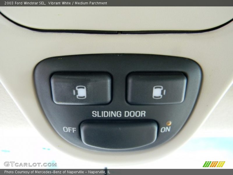 Vibrant White / Medium Parchment 2003 Ford Windstar SEL