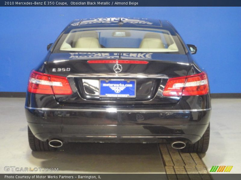 Obsidian Black Metallic / Almond Beige 2010 Mercedes-Benz E 350 Coupe