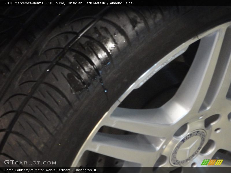 Obsidian Black Metallic / Almond Beige 2010 Mercedes-Benz E 350 Coupe