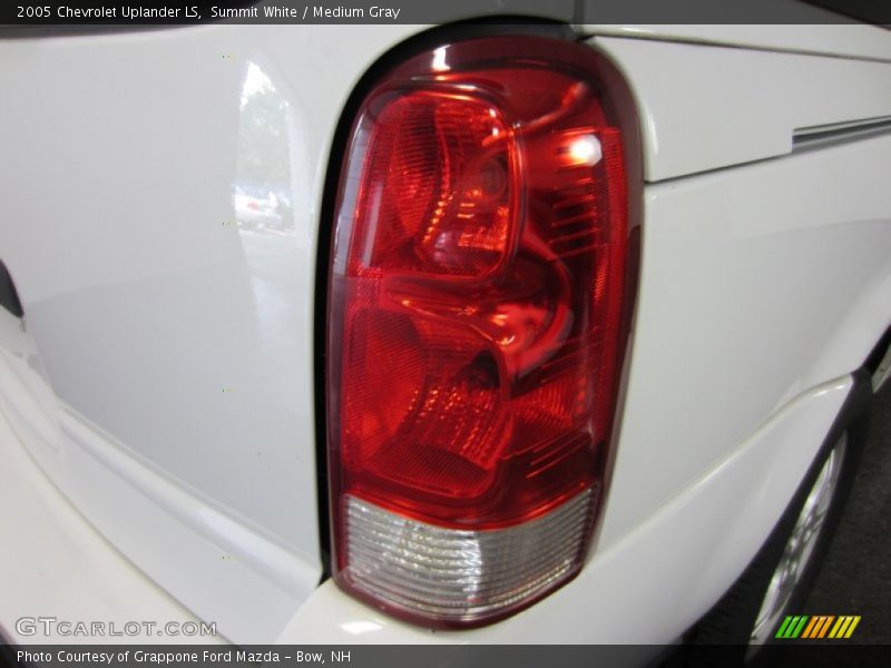 Summit White / Medium Gray 2005 Chevrolet Uplander LS