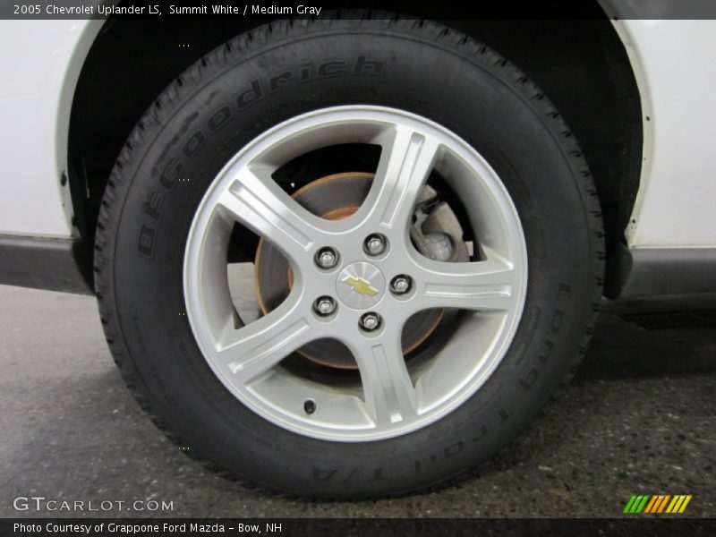 Summit White / Medium Gray 2005 Chevrolet Uplander LS