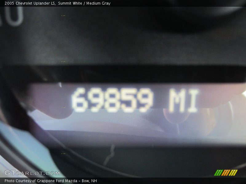 Summit White / Medium Gray 2005 Chevrolet Uplander LS