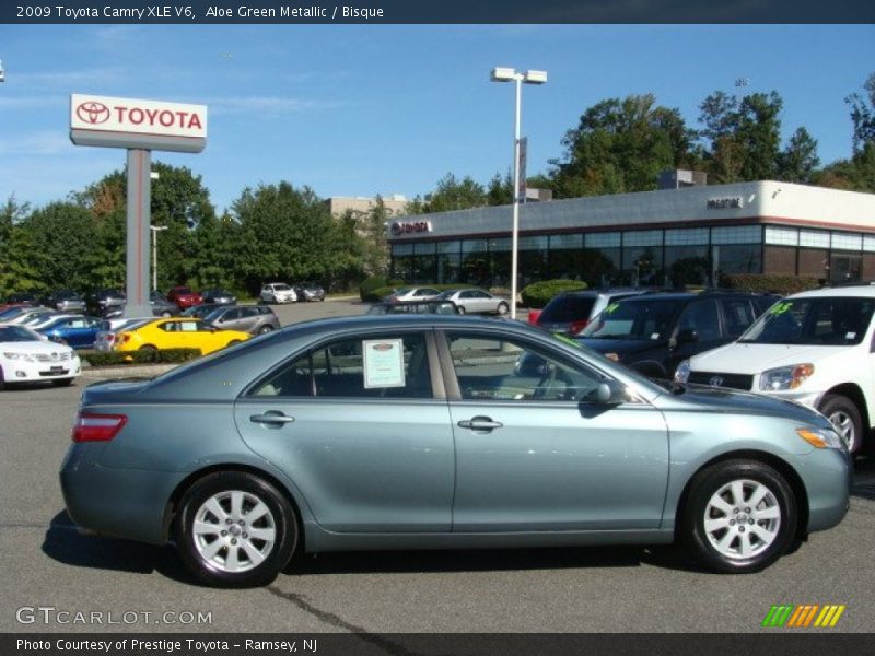 Aloe Green Metallic / Bisque 2009 Toyota Camry XLE V6