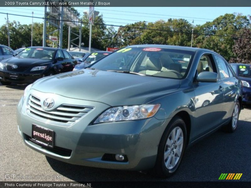 Aloe Green Metallic / Bisque 2009 Toyota Camry XLE V6