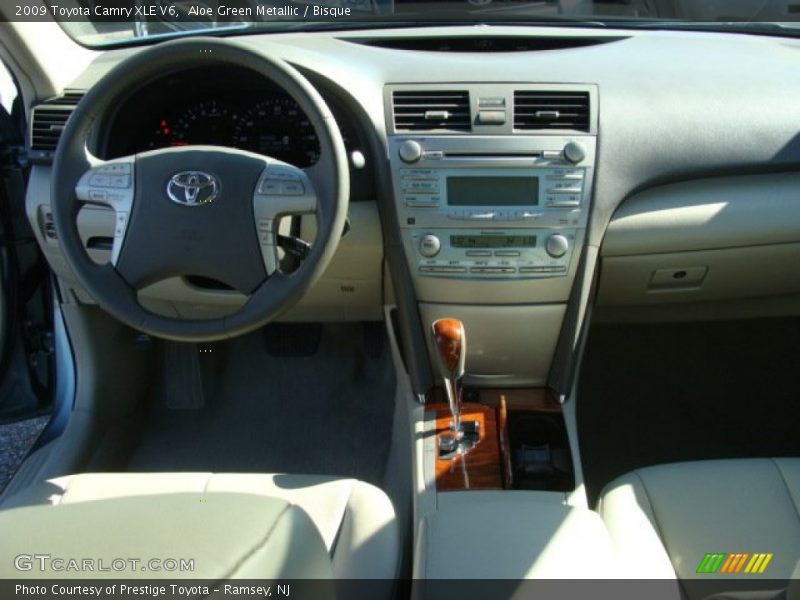 Aloe Green Metallic / Bisque 2009 Toyota Camry XLE V6
