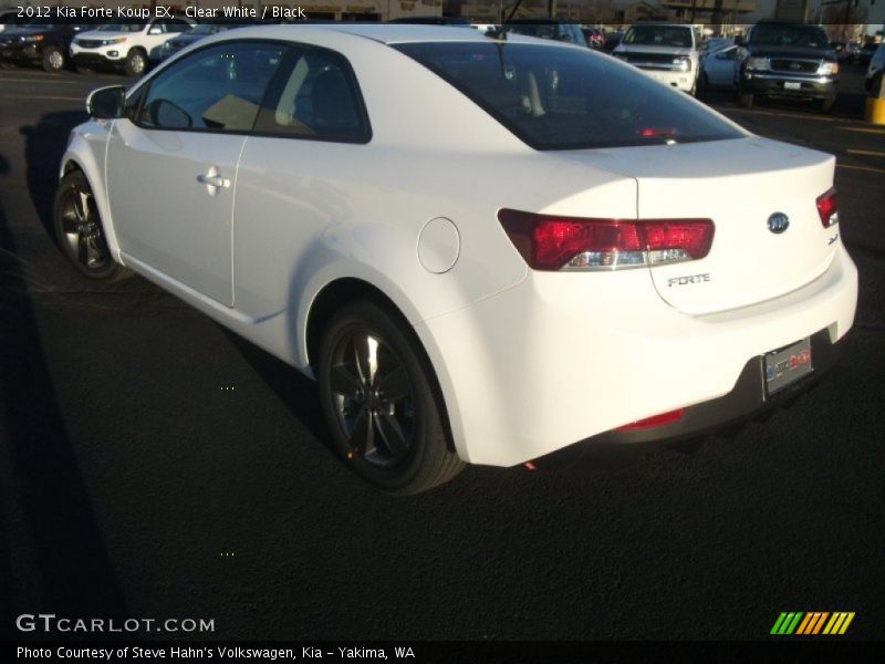 Clear White / Black 2012 Kia Forte Koup EX