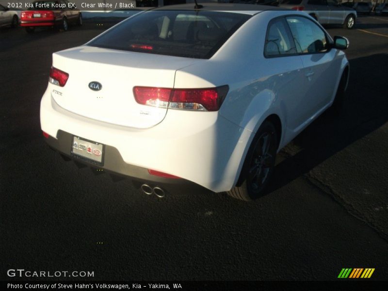 Clear White / Black 2012 Kia Forte Koup EX