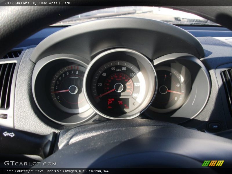 Clear White / Black 2012 Kia Forte EX