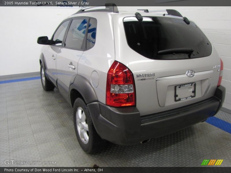 Sahara Silver / Gray 2005 Hyundai Tucson LX V6