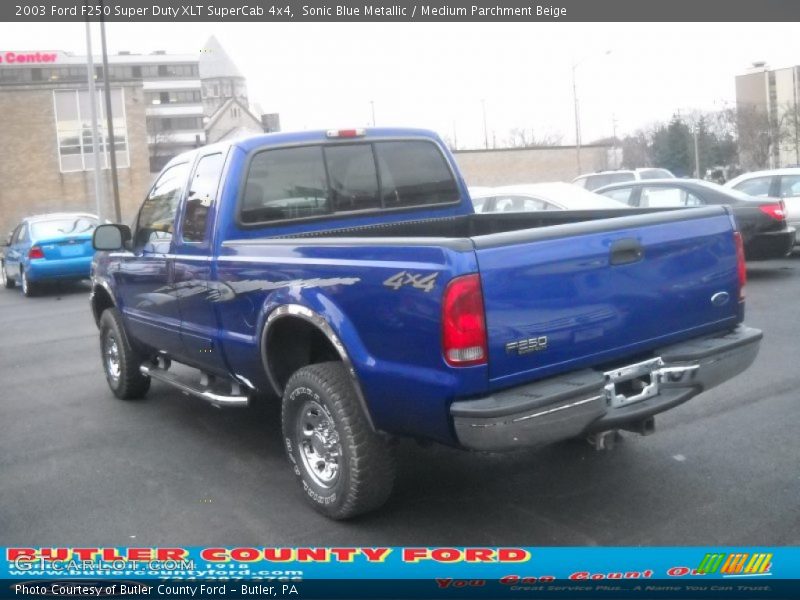 Sonic Blue Metallic / Medium Parchment Beige 2003 Ford F250 Super Duty XLT SuperCab 4x4