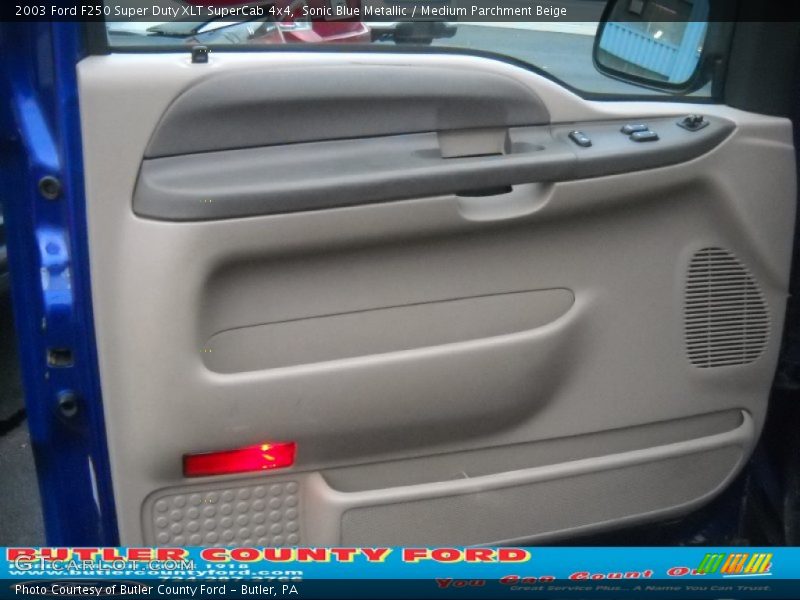Sonic Blue Metallic / Medium Parchment Beige 2003 Ford F250 Super Duty XLT SuperCab 4x4