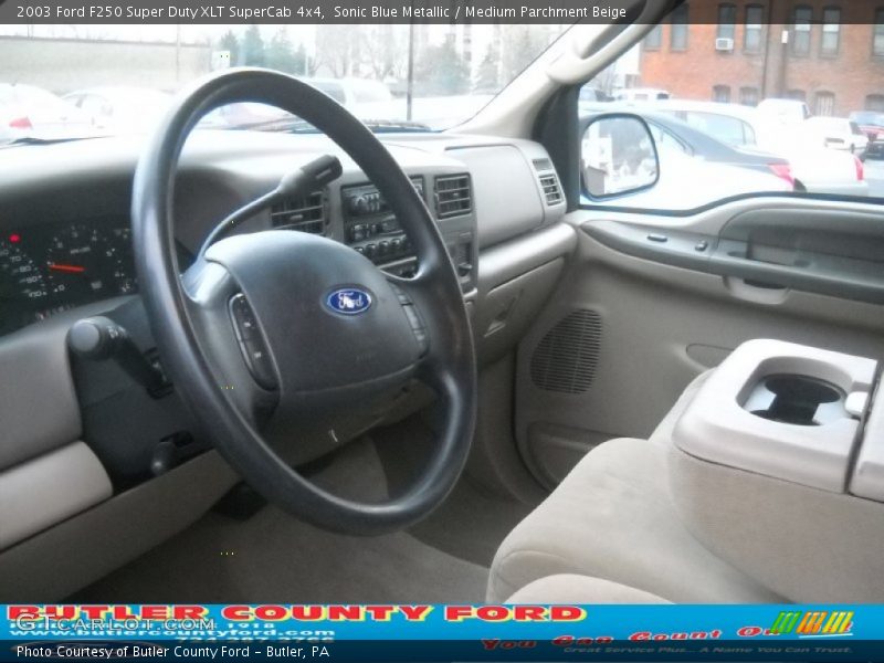 Sonic Blue Metallic / Medium Parchment Beige 2003 Ford F250 Super Duty XLT SuperCab 4x4