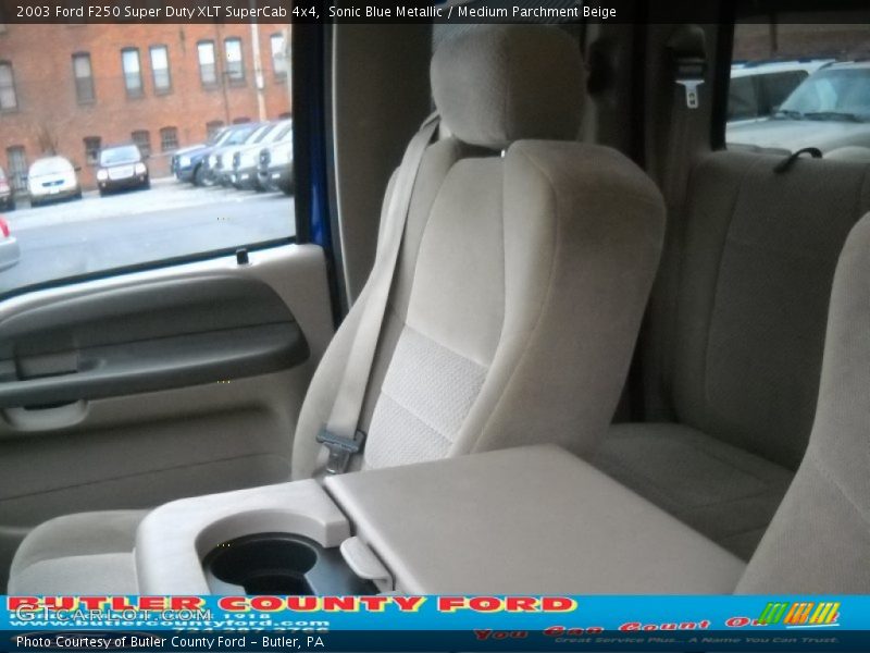 Sonic Blue Metallic / Medium Parchment Beige 2003 Ford F250 Super Duty XLT SuperCab 4x4