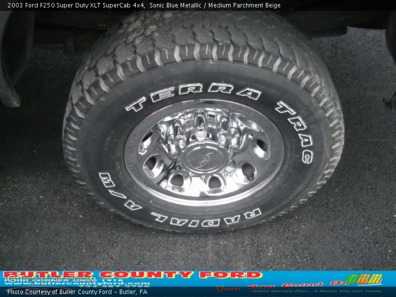 Sonic Blue Metallic / Medium Parchment Beige 2003 Ford F250 Super Duty XLT SuperCab 4x4