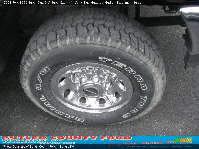 Sonic Blue Metallic / Medium Parchment Beige 2003 Ford F250 Super Duty XLT SuperCab 4x4