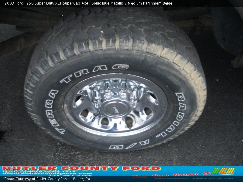 Sonic Blue Metallic / Medium Parchment Beige 2003 Ford F250 Super Duty XLT SuperCab 4x4