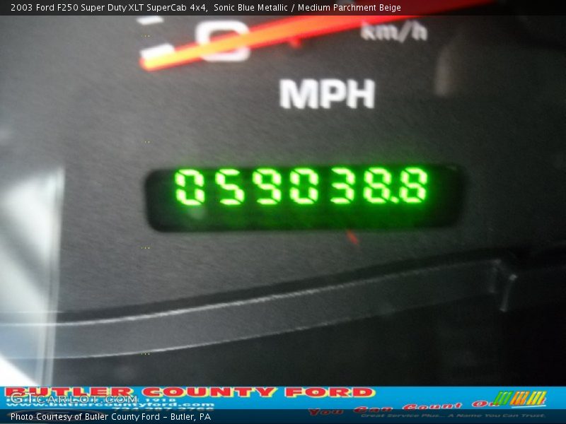 Sonic Blue Metallic / Medium Parchment Beige 2003 Ford F250 Super Duty XLT SuperCab 4x4