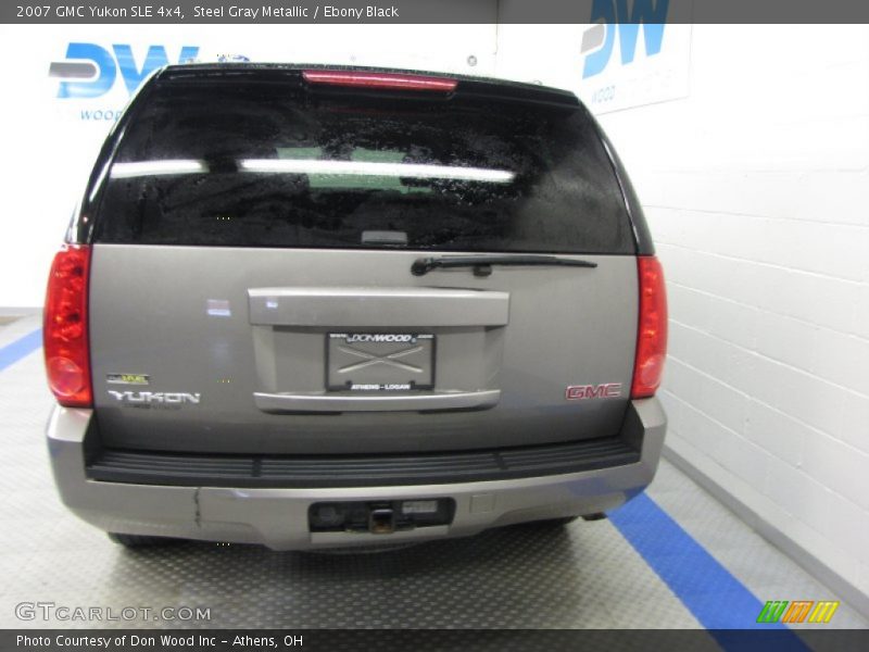 Steel Gray Metallic / Ebony Black 2007 GMC Yukon SLE 4x4