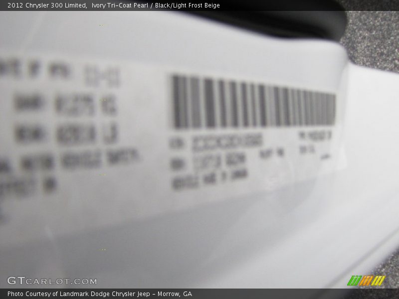 Ivory Tri-Coat Pearl / Black/Light Frost Beige 2012 Chrysler 300 Limited