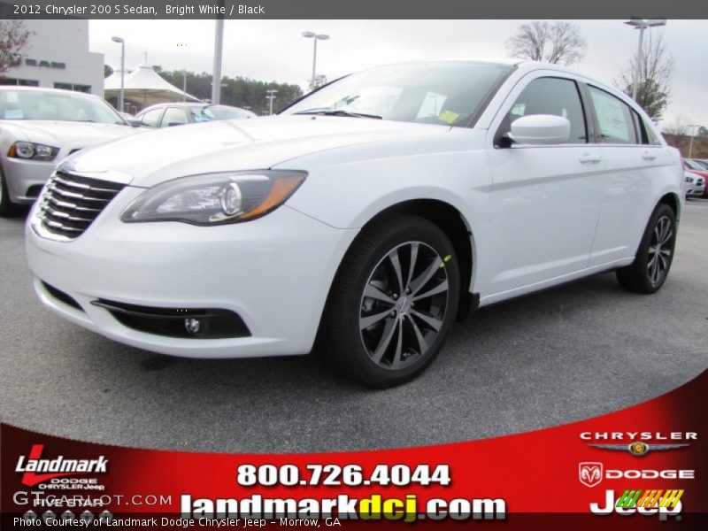 Bright White / Black 2012 Chrysler 200 S Sedan