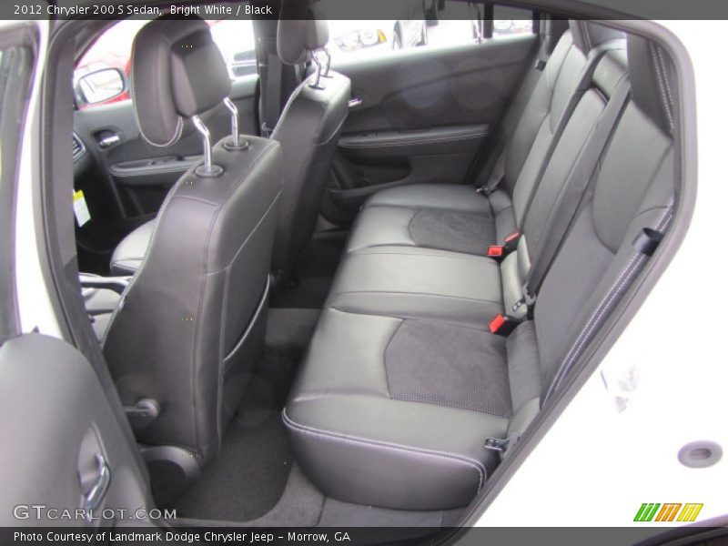  2012 200 S Sedan Black Interior