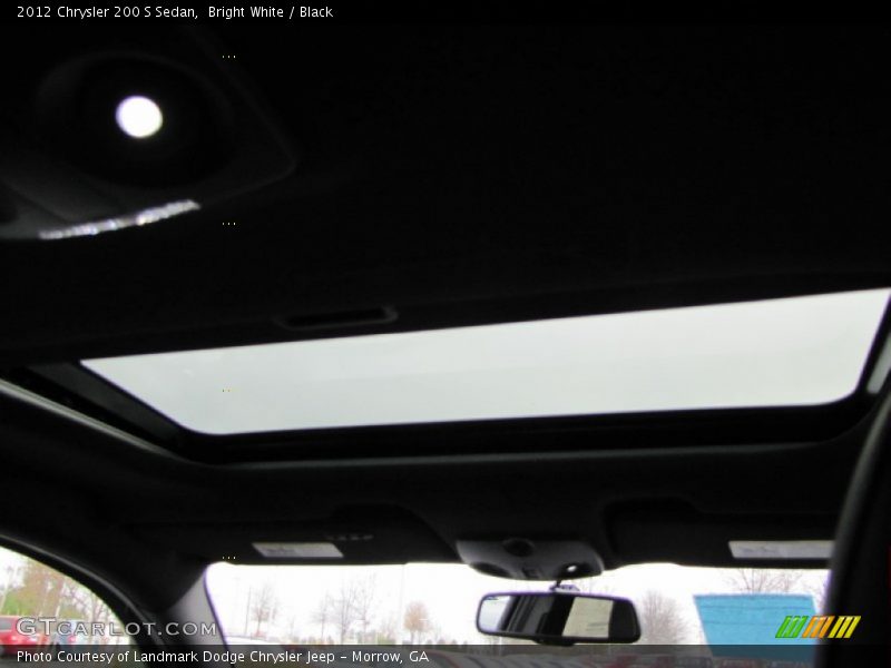 Bright White / Black 2012 Chrysler 200 S Sedan
