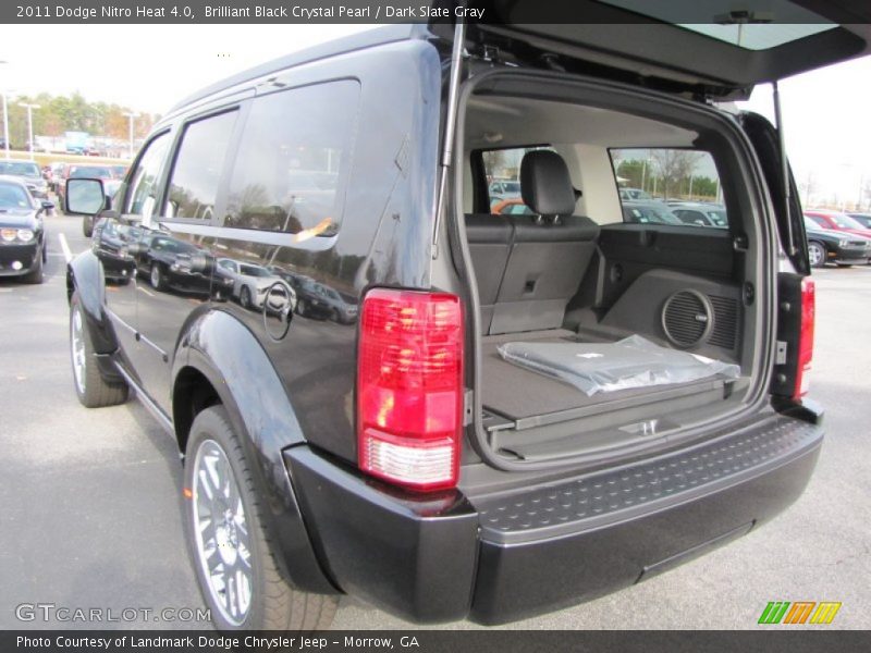 Brilliant Black Crystal Pearl / Dark Slate Gray 2011 Dodge Nitro Heat 4.0