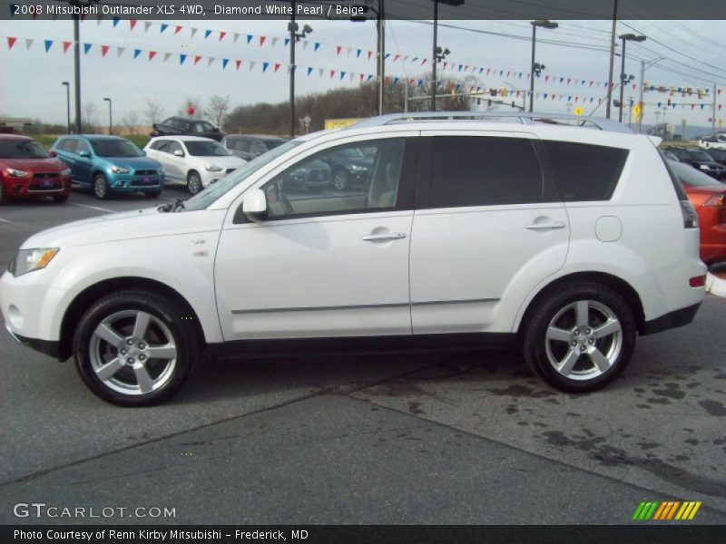 Diamond White Pearl / Beige 2008 Mitsubishi Outlander XLS 4WD