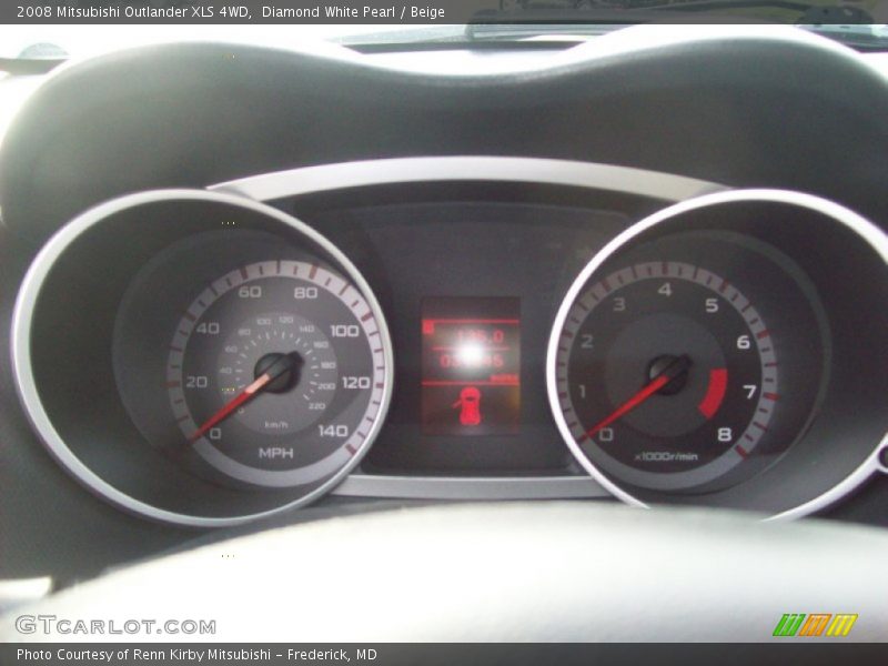 Diamond White Pearl / Beige 2008 Mitsubishi Outlander XLS 4WD