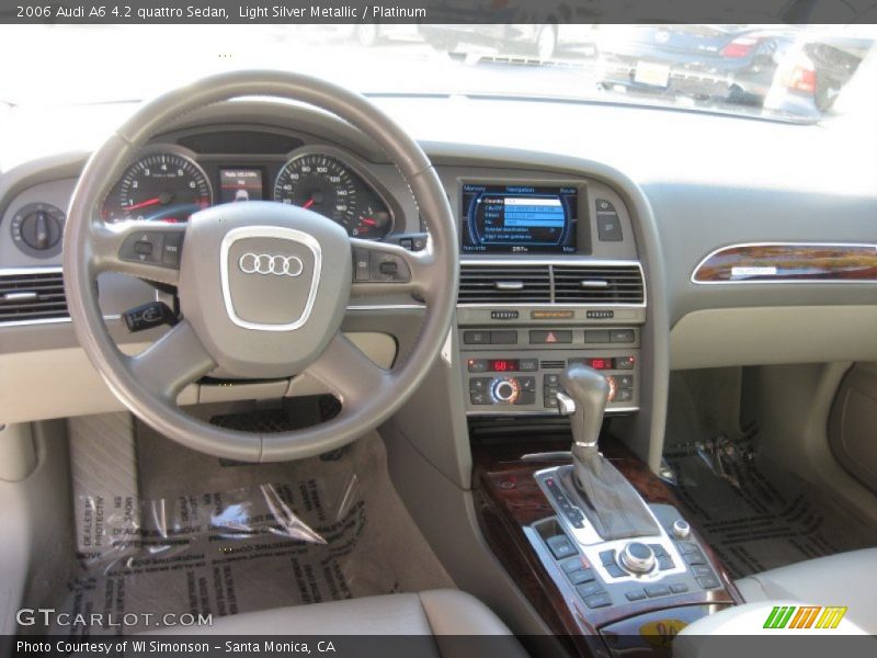 Dashboard of 2006 A6 4.2 quattro Sedan