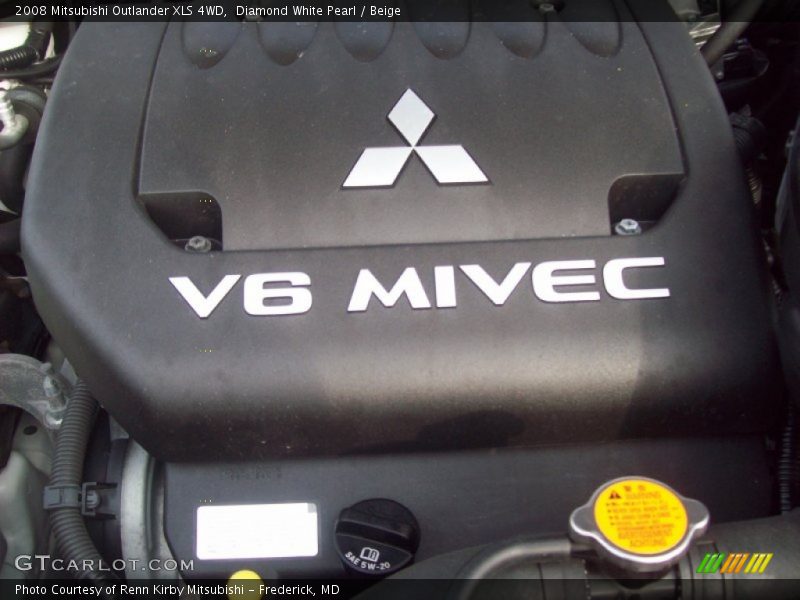 Diamond White Pearl / Beige 2008 Mitsubishi Outlander XLS 4WD