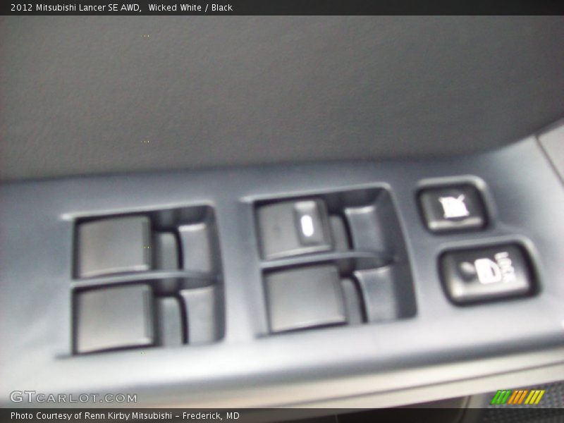 Wicked White / Black 2012 Mitsubishi Lancer SE AWD