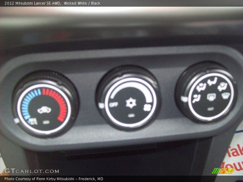 Wicked White / Black 2012 Mitsubishi Lancer SE AWD