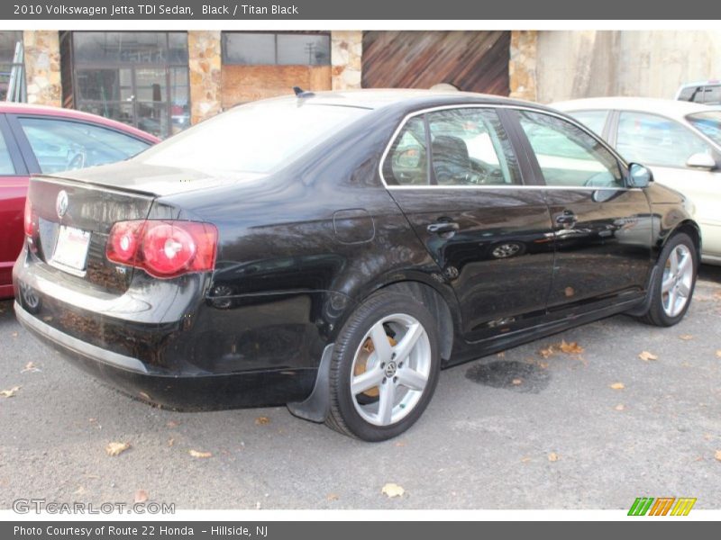 Black / Titan Black 2010 Volkswagen Jetta TDI Sedan