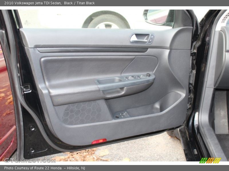 Black / Titan Black 2010 Volkswagen Jetta TDI Sedan